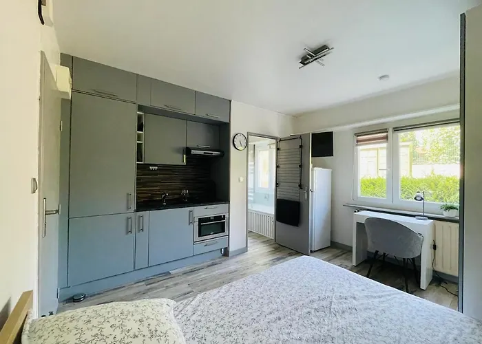 Appartement Dnn Stylish - Wifi, Parking, Near Basel & Airport - Portable Ac, Dishwasher, Washing Machine *