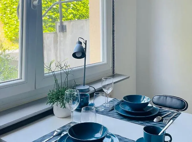 Dnn Stylish - Wifi, Parking, Near Basel & Airport - Portable Ac, Dishwasher, Washing Machine * Saint-Louis (Haut-Rhin)